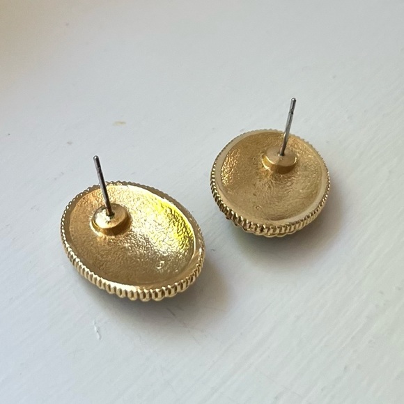 Vintage Teal Oval Rhinestone Gold Flower Earrings 1” - Picture 2 of 4